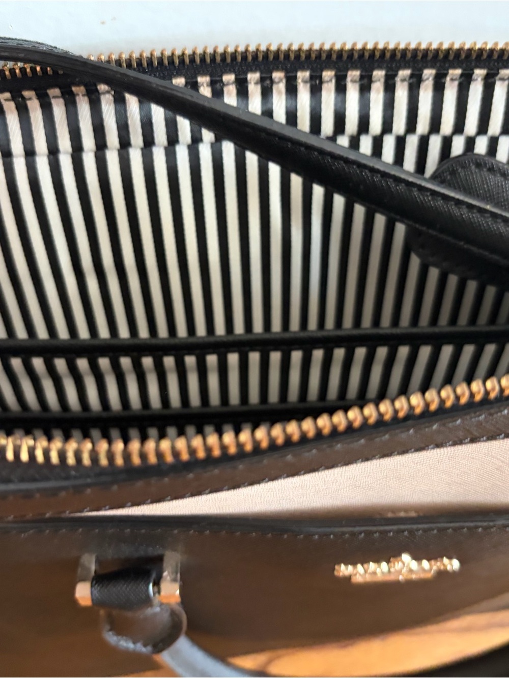 kate spade Black and Cream Structured Laptop Attaché Satchel with Gold Hardware - Picture 4 of 5